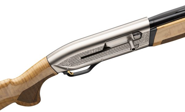 Browning Maxus II Ultimate 12 Ga, 3" Chamber 26" Barrel, Nickel Rec, Maple Stock, 4rd - Image 4